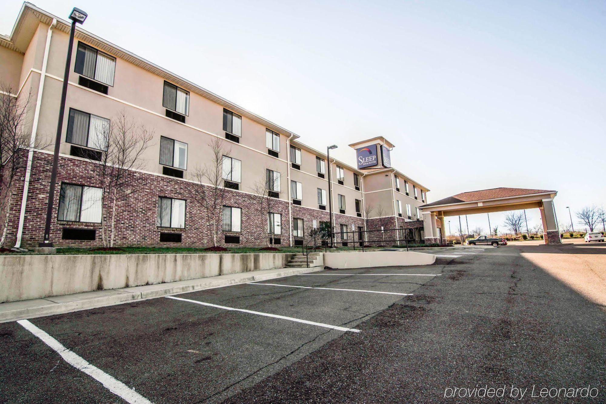 Ramada By Wyndham Jackson Ms Hotel Exterior photo